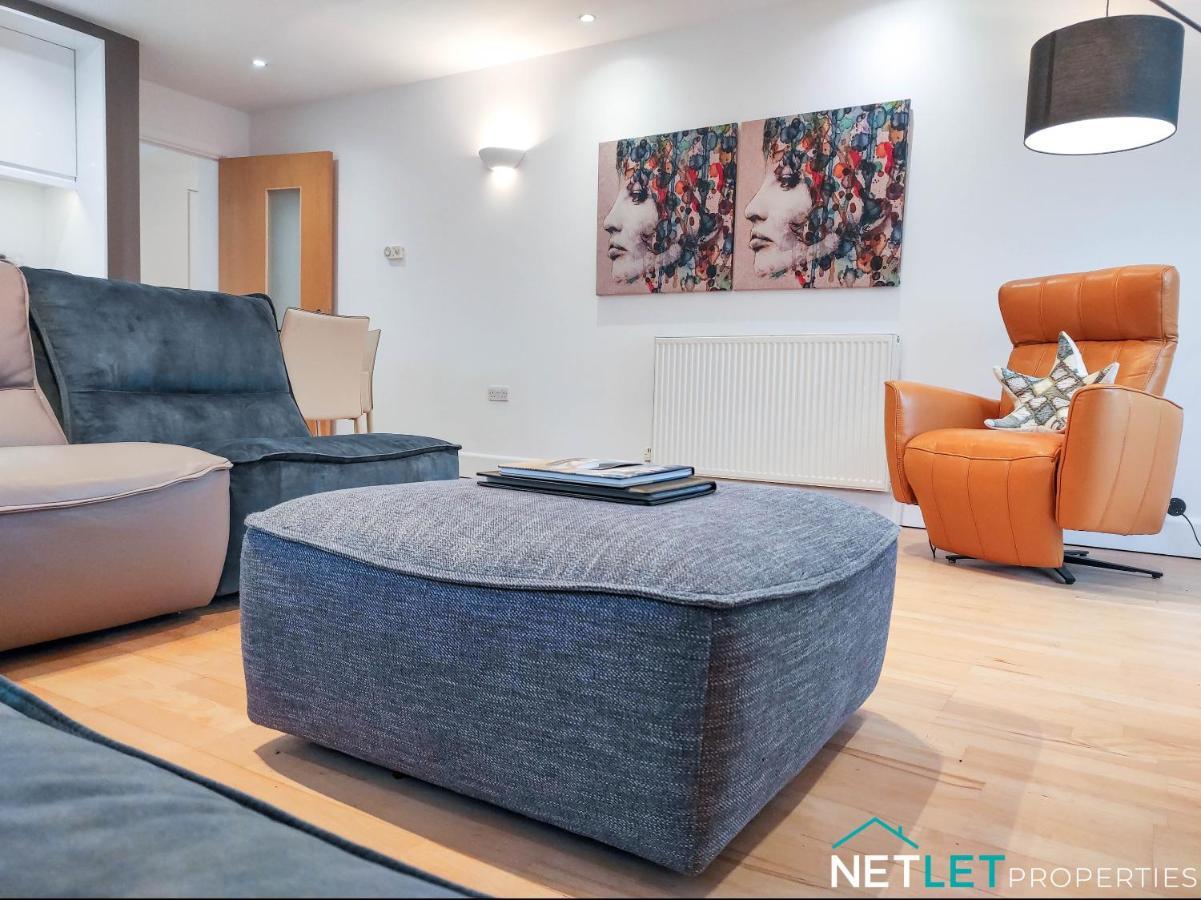 Apartment Orion House - Luxury Overlooking Milford Marina, Pembrokeshire Milford Haven